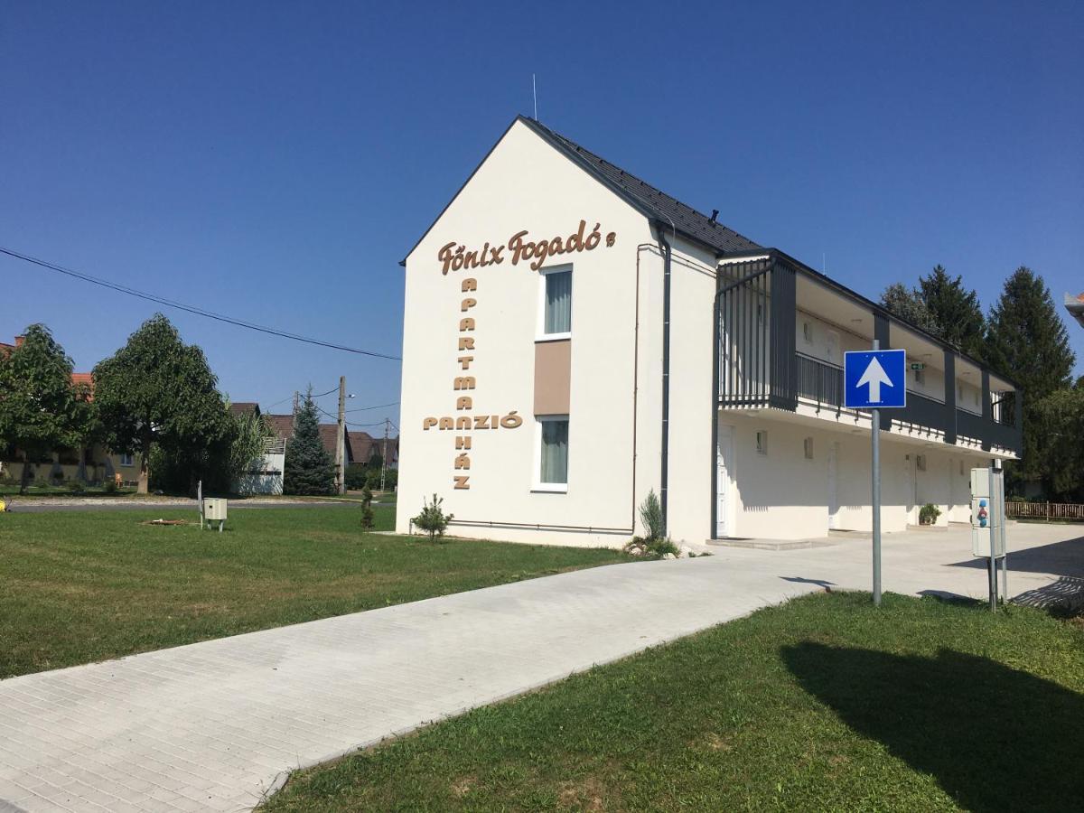 Fonix Apartman Lenti Exterior foto